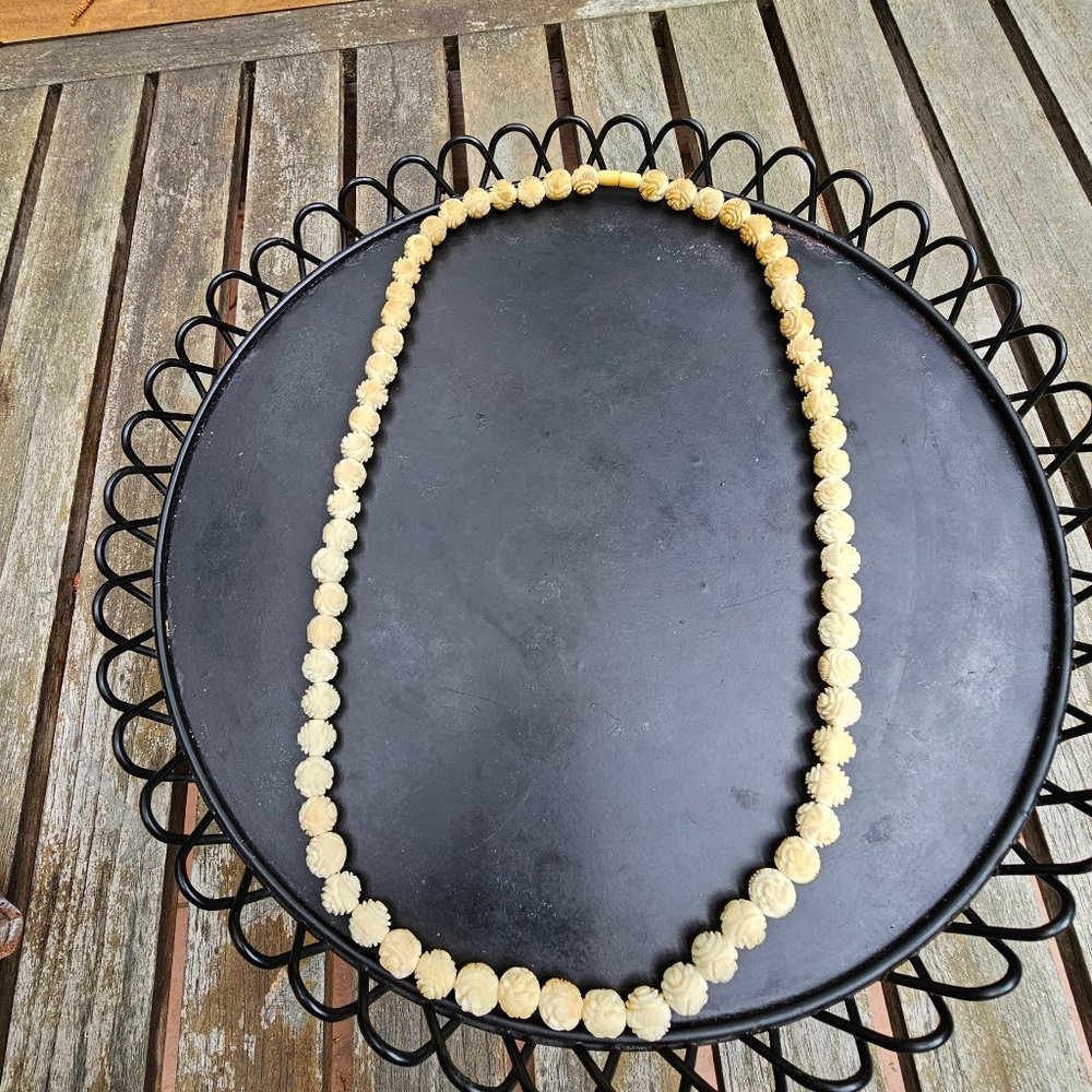 Vintage Cream Carved Bovine Cow Bone Beads Necklace Floral Flower Design